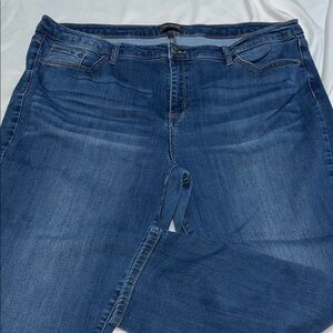 The Limited Women's Classic Blue Straight Leg Jeans